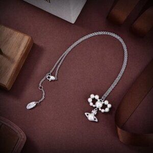 𝐕𝐢𝐯𝐢𝐞𝐧𝐧𝐞 𝐖𝐞𝐬𝐭𝐰𝐨𝐨𝐝🪐✨